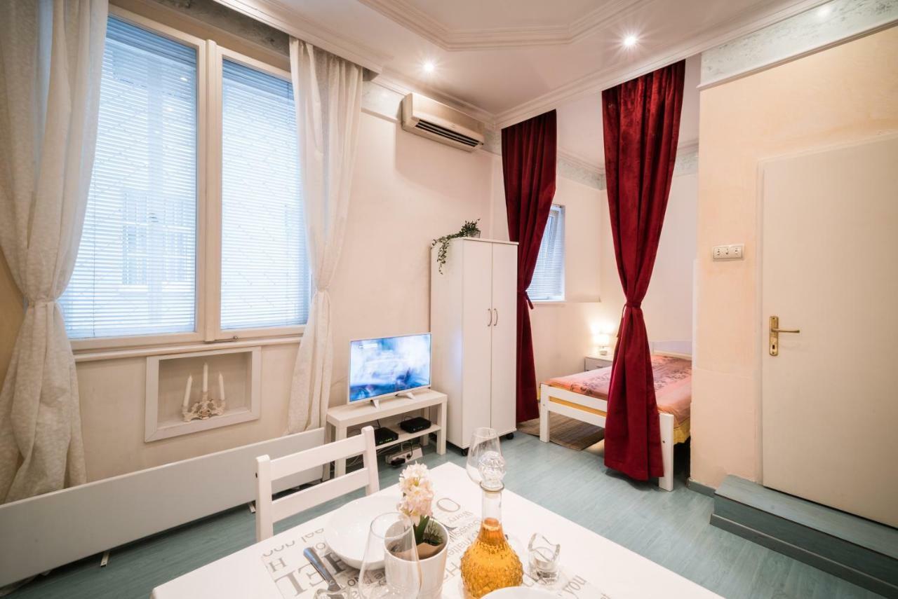 White Pearl Apartment Belgrade Extérieur photo